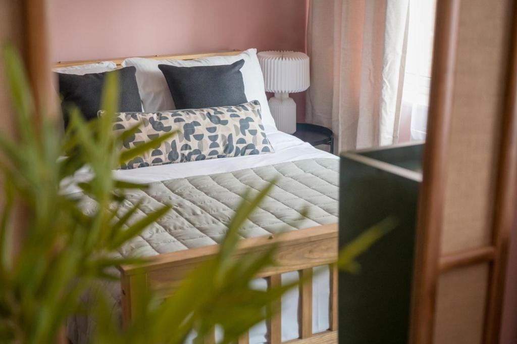 Somerset Mews Apartment *